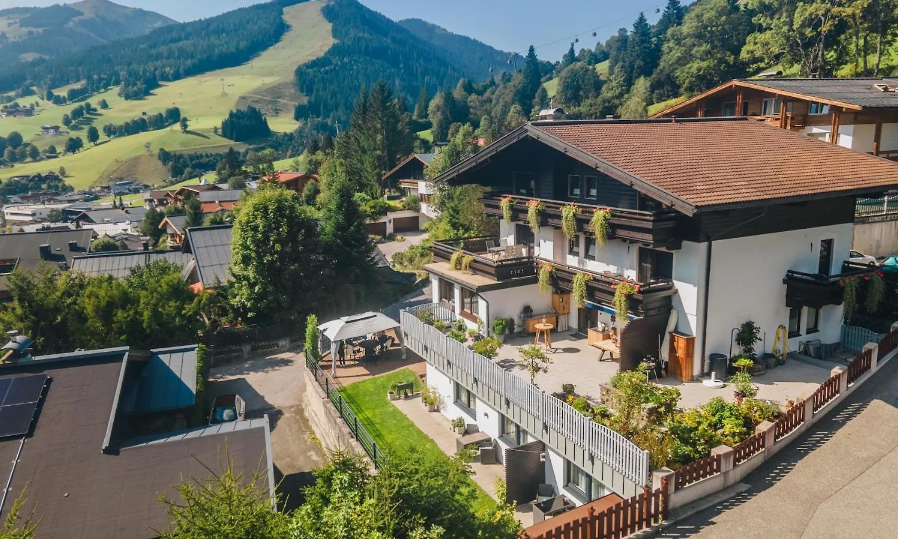 Pension Vier Jahreszeiten Saalbach-Hinterglemm